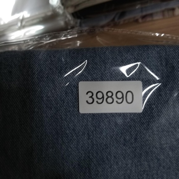 Levis 501 Jeans Womens 31 Blue Skinny Button Fly Light Wash Faded Raw Hem Boho - Picture 11 of 11